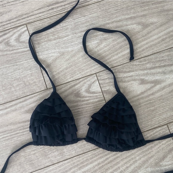 b.p.c. Beach women’s bikini top. Size: Small. - Picture 1 of 6